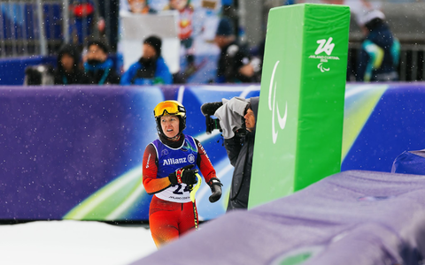 Paralympics-Abschluss als Fahnenträgerin: Andrea Rothfuss. - Foto: Philipp von Ditfurth/dpa