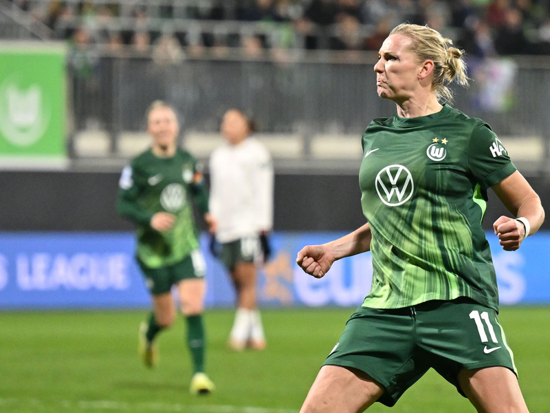 Alexandra Popp verlässt den VfL Wolfsburg im Sommer (Archivbild). - Foto: Swen Pförtner/dpa