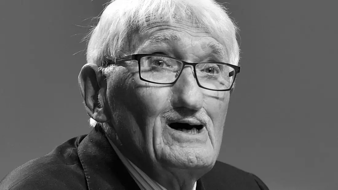 Er galt als eine der einflussreichsten Stimmen unserer Zeit. - Bild: Arne Immanuel Bänsch/dpa