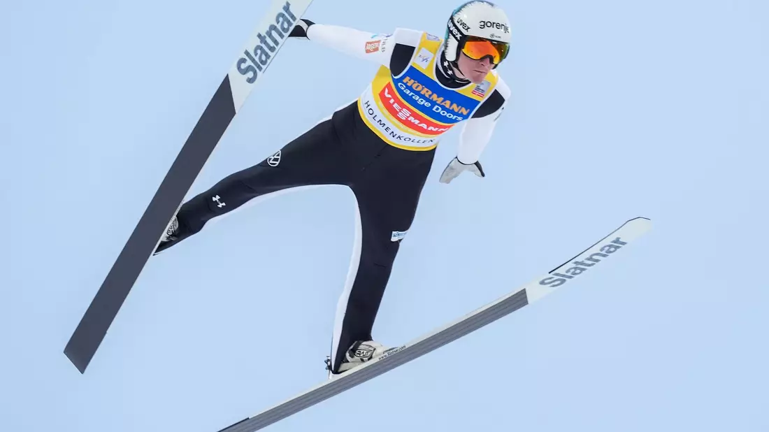 Skisprung-Star Domen Prevc scheitert in Oslo wie auch Philipp Raimund im ersten Durchgang. - Bild: Terje Pedersen/NTB/dpa