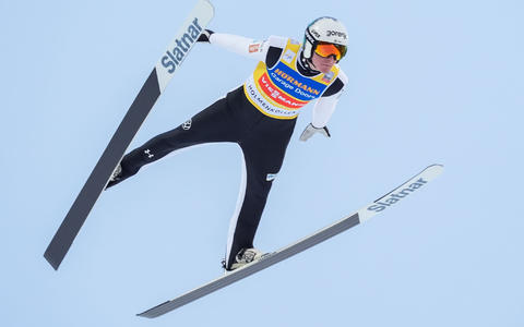 Skisprung-Star Domen Prevc scheitert in Oslo wie auch Philipp Raimund im ersten Durchgang. - Foto: Terje Pedersen/NTB/dpa Skisprung-Star Domen Prevc scheitert in Oslo wie auch Philipp Raimund im ersten Durchgang. - Foto: Terje Pedersen/NTB/dpa