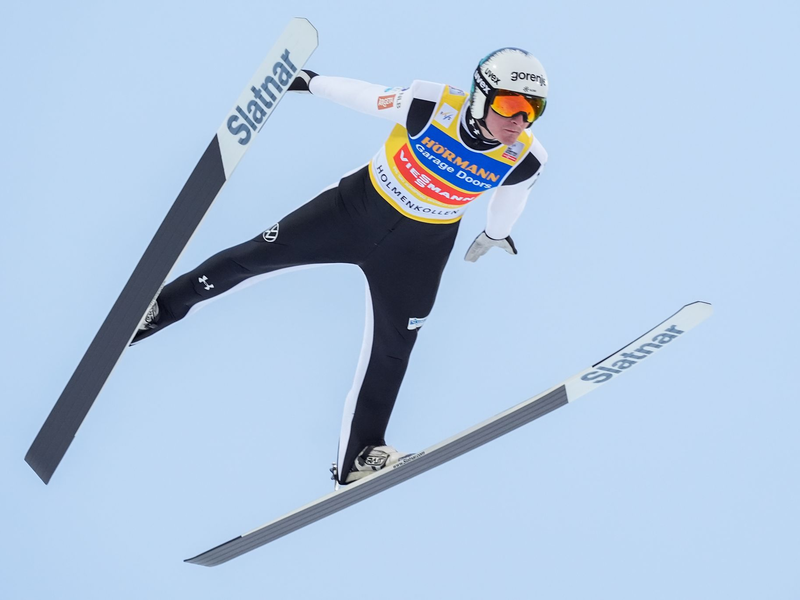 Skisprung-Star Domen Prevc scheitert in Oslo wie auch Philipp Raimund im ersten Durchgang. - Foto: Terje Pedersen/NTB/dpa