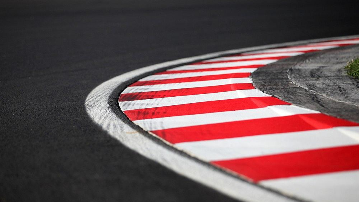 Fahrbahnmarkierung auf einer Formel-1-Rennstrecke (Archiv) - Foto: via dts Nachrichtenagentur