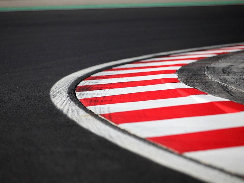Fahrbahnmarkierung auf einer Formel-1-Rennstrecke (Archiv) - Foto: via dts Nachrichtenagentur