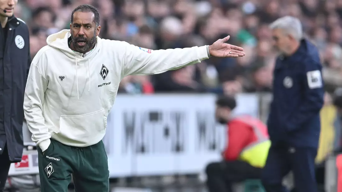 Werder-Coach Daniel Thioune war mit der Leistung seines Teams gar nicht zufrieden. - Bild: Carmen Jaspersen/dpa