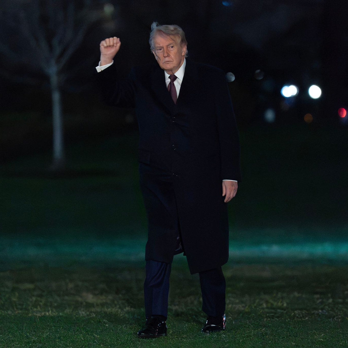 Trump will, dass die Straße von Hormus wieder sicher befahrbar wird.  - Foto: Jose Luis Magana/AP/dpa