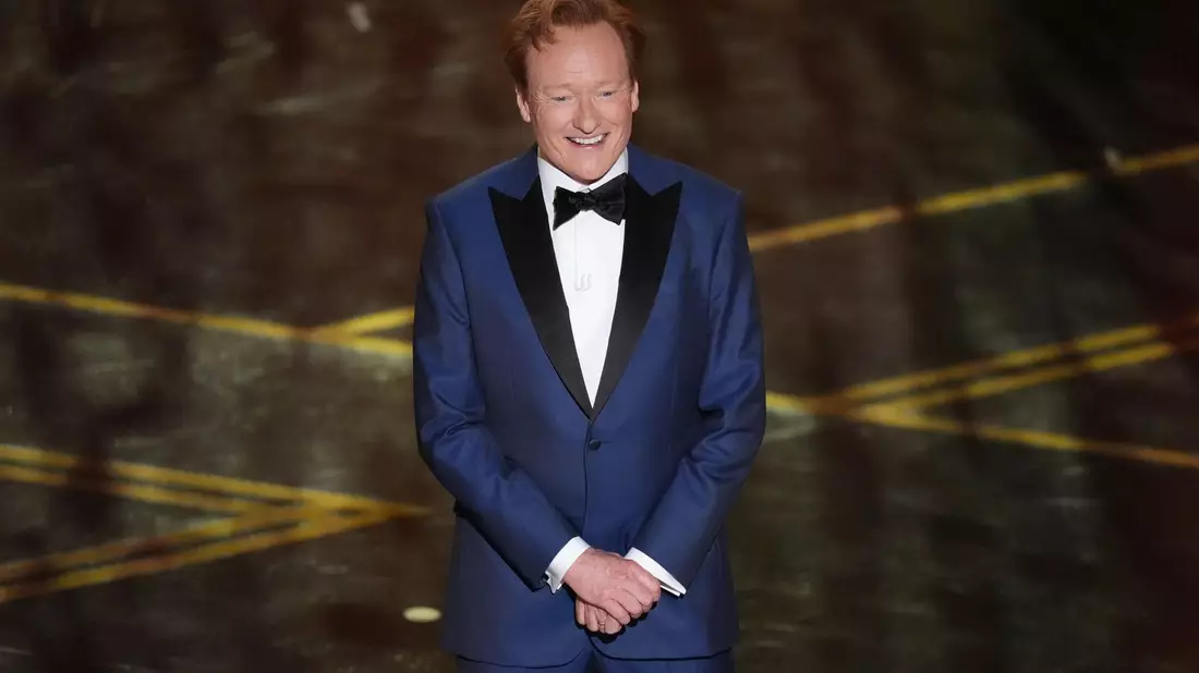 Conan O'Brien moderierte zum zweiten Mal.  - Bild: Chris Pizzello/Invision/AP/dpa
