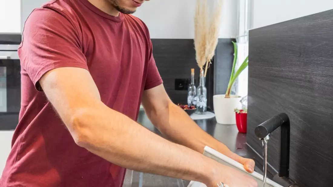 Wenn die Waschmaschine stinkt und wie man sie wieder frisch macht - Bild: presseportal.de