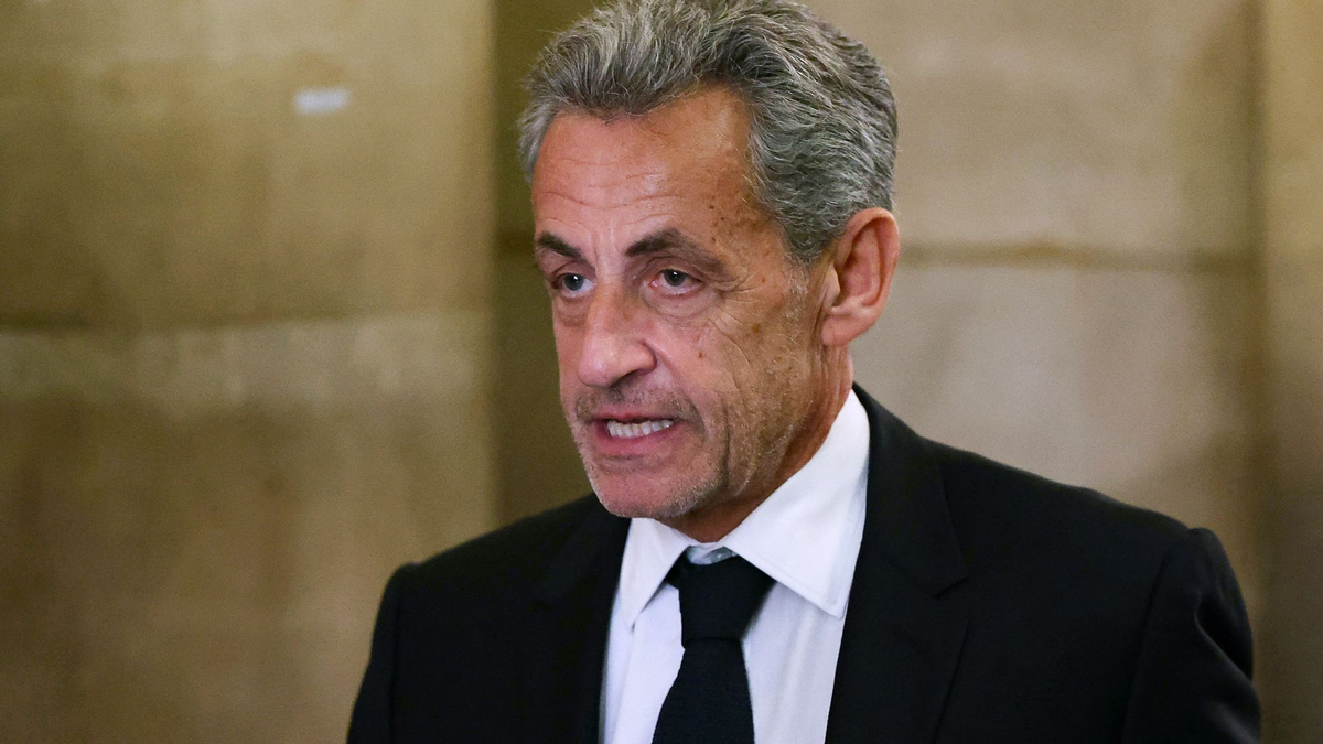 Sarkozy weist die Vorwürfe von sich und kämpft in Berufung gegen eine fünfjährige Haftstrafe. - Foto: Alain Jocard/AFP/dpa