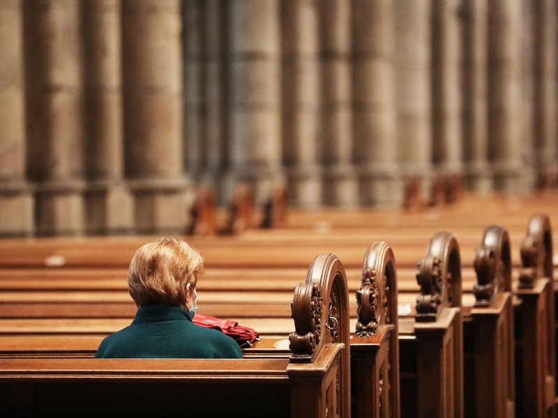Die beiden großen Kirchen haben im vergangenen Jahr wieder viele Mitglieder verloren (Archivbild). - Foto: Oliver Berg/dpa
