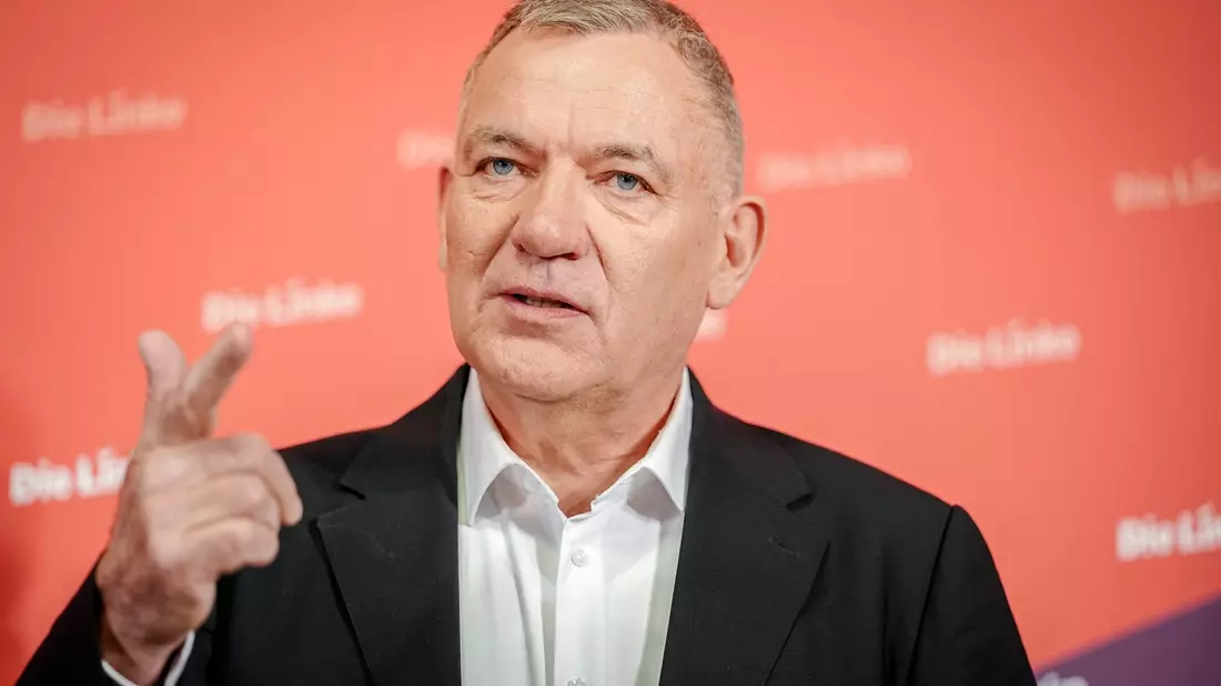 Linken-Chef Jan van Aken weist Antisemitismus-Vorwürfe zurück. (Archivbild) - Bild: Kay Nietfeld/dpa