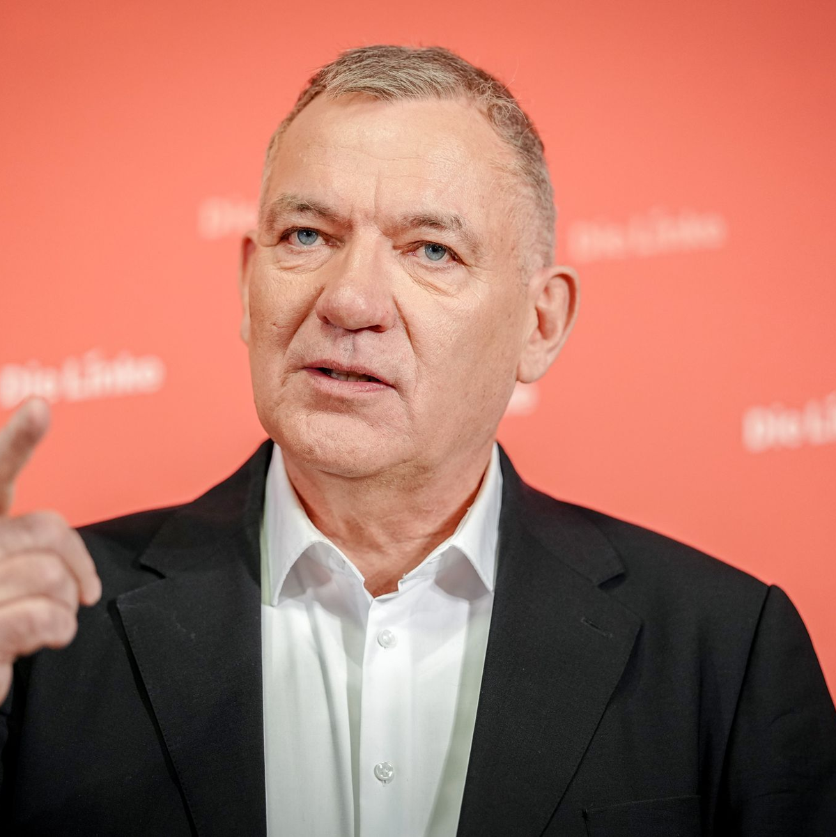 Linken-Chef Jan van Aken weist Antisemitismus-Vorwürfe zurück. (Archivbild) - Foto: Kay Nietfeld/dpa