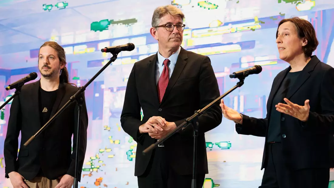 Wolfram Weimer versucht, Vertreter der Musikbranche an einen Tisch zu bekommen.  - Bild: Carsten Koall/dpa