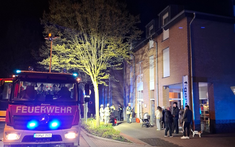 FW Bocholt: Küchenbrand mit einer verletzten Person - Foto: presseportal.de