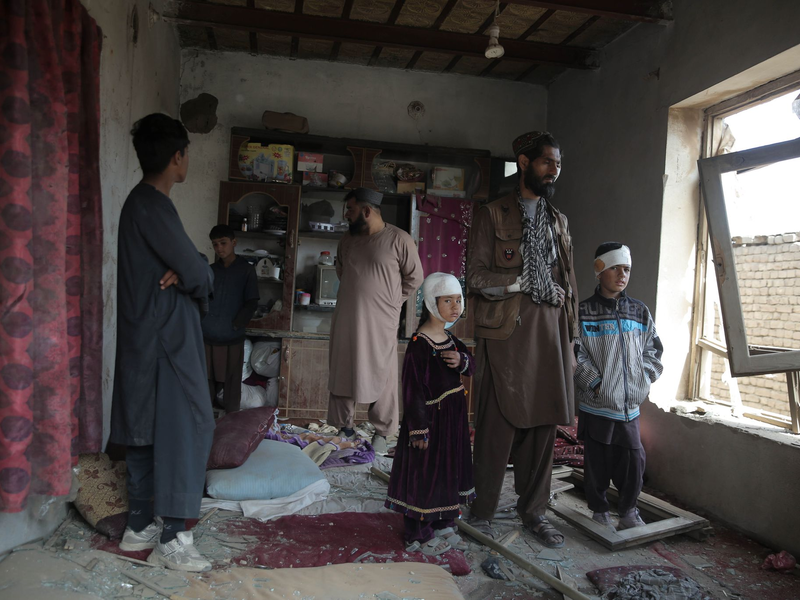 Schon in den letzten Tagen wurden HÀuser in Kabul bei pakistanischen Luftangriffen beschÀdigt. (Archivbild) - Foto: Sami Jan/dpa