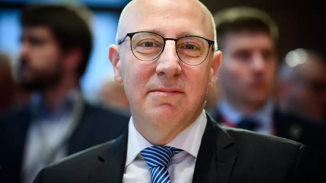 Sinan Selen ist seit Oktober Präsident des Bundesamtes für Verfassungsschutz, dessen Vizepräsident er zuvor mehr als sechs Jahre lang war. (Archivbild) - Bild: Bernd von Jutrczenka/dpa