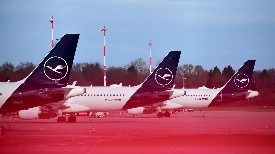 Lufthansa macht im Tarifstreit mit den Piloten einen neuen Vorschlag.  - Bild: Daniel Bockwoldt/dpa/Daniel Bockwoldt