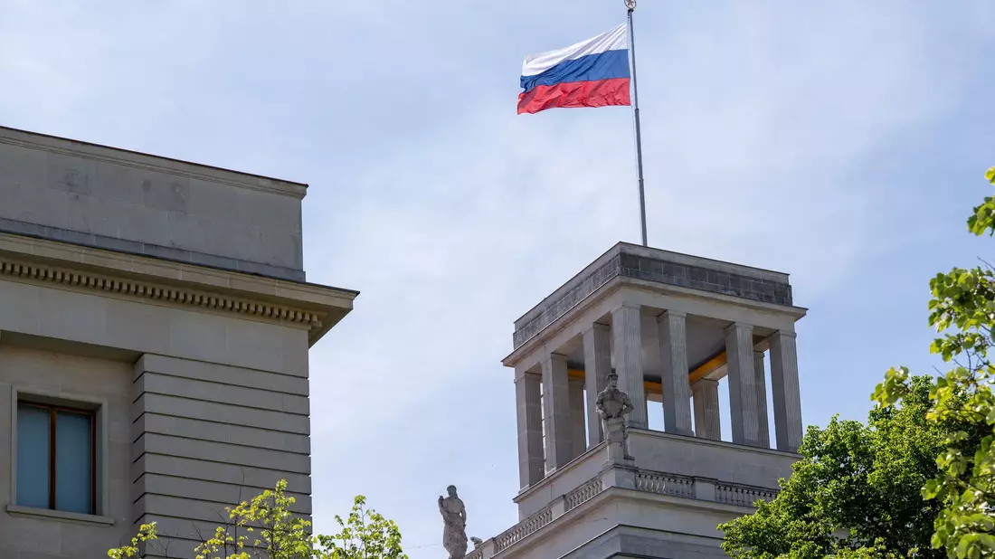 Russische Nachrichtendienste sind auch in Deutschland aktiv – das ist seit Jahren ein Thema für die Sicherheitsbehörden hierzulande. (Archivbild) - Bild: Soeren Stache/dpa