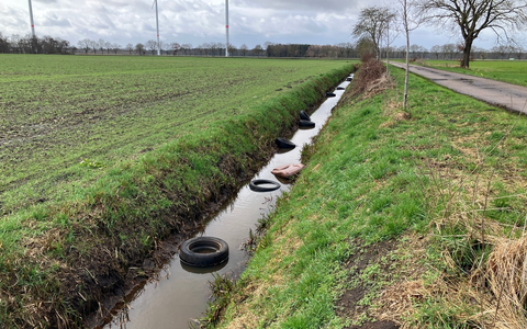 POL-DEL: Landkreis Oldenburg: Illegale Müllentsorgung in Hatten +++ Zeugenaufruf - Foto: presseportal.de
