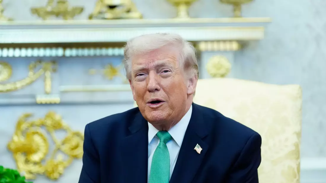Trump kritisiert die Nato.  - Bild: Alex Brandon/AP/dpa