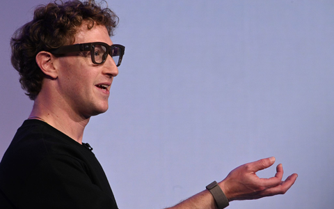 Meta möchte die virtuelle Realität nicht aufgeben. (Archivbild) - Foto: Nic Coury/AP/dpa