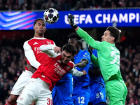 Janis Blaswich hielt Bayer Leverkusen mit seinen Paraden gegen Arsenal lange im Spiel. - Foto: Bradley Collyer/PA Wire/dpa