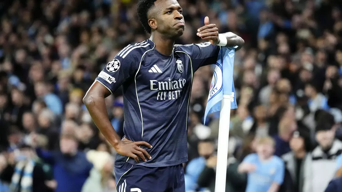 Vinícius Júnior brachte per Handelfmeter Real mit 1:0 in Führung.  - Bild: Nick Potts/PA Wire/dpa