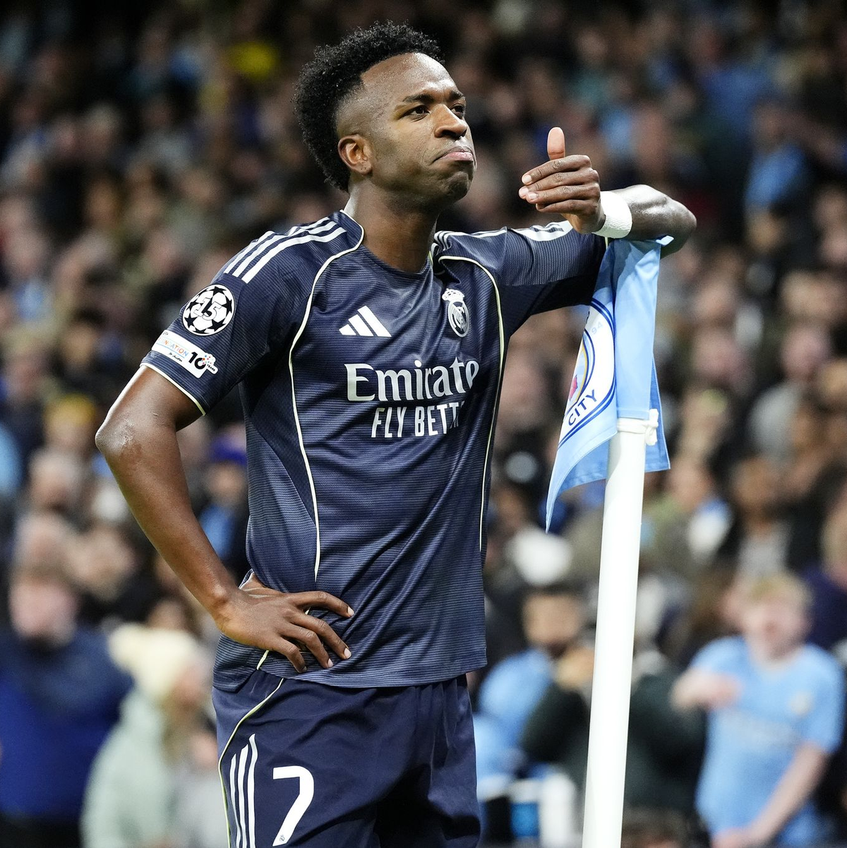 Vinícius Júnior brachte per Handelfmeter Real mit 1:0 in Führung.  - Foto: Nick Potts/PA Wire/dpa