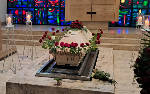 Das Rosenband - Foto: Lichtblick ĂŒber pressetext.de Das Rosenband - Foto: Lichtblick ĂŒber pressetext.de