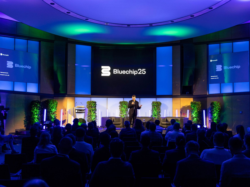 Benjamin Levit, Bluechip-CEO on stage - Foto: Bluechip/Wolfgang Springler über pressetext.de