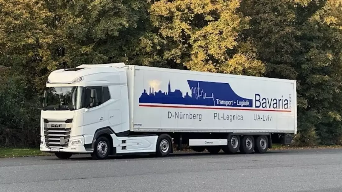 POL-HRO: Sattelauflieger mit Süßwaren im Wert von 250.000 Euro gestohlen- Zeugen gesucht - Bild: presseportal.de
