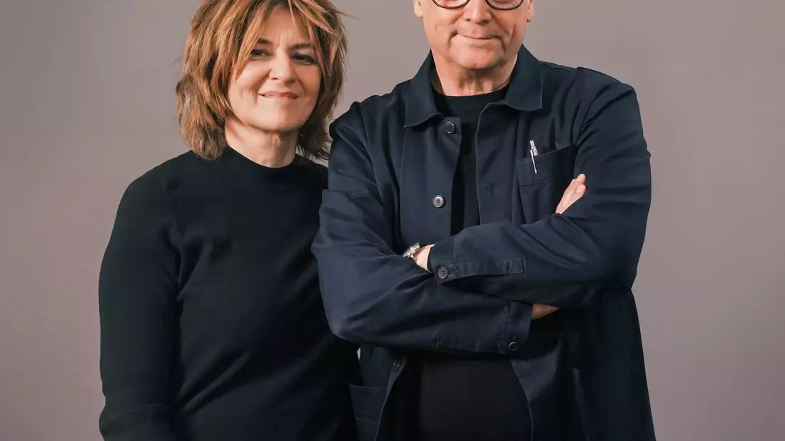 Matthias Brandt und Martina Gedeck im neuen hr-Hörspiel Liebe - Bild: presseportal.de