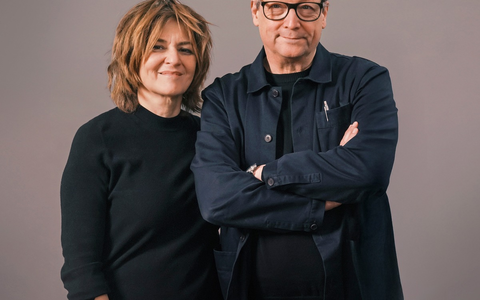 Matthias Brandt und Martina Gedeck im neuen hr-Hörspiel Liebe - Foto: presseportal.de