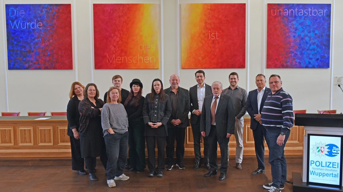 POL-W: W/SG/RS Neuer Polizeibeirat konstituiert sich im Präsidium - Foto: presseportal.de