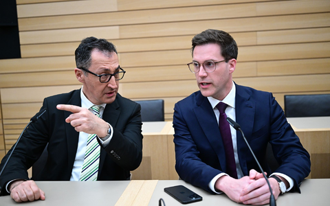 Treffen sich Grünen-Frontmann Cem Özdemir und CDU-Chef Manuel Hagel bald in offiziellen Gesprächen über eine Zusammenarbeit wieder? (Archivbild) - Foto: Bernd Weißbrod/dpa