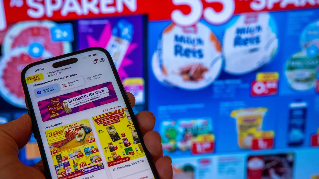 Discounter Netto bietet Kunden in seiner App zusätzliche Rabatte an. - Bild: Jens Büttner/dpa