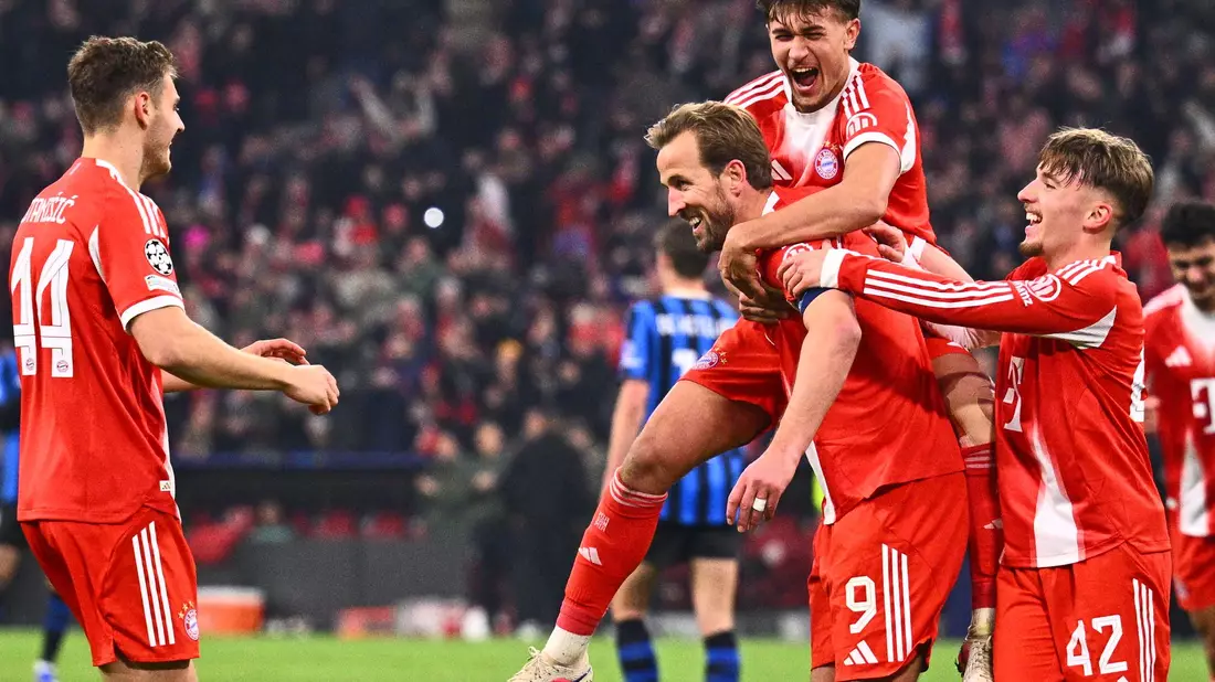 Nach dem 6:1 im Hinspiel jubelten die Münchner auch im Rückspiel mehrfach. - Bild: Tom Weller/dpa