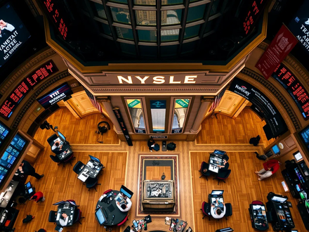 Quest Financial Services Aktie: Strategiewechsel im Sektor - Foto: über boerse-global.de