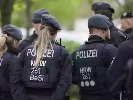 Polizisten (Archiv) - Foto: via dts Nachrichtenagentur
