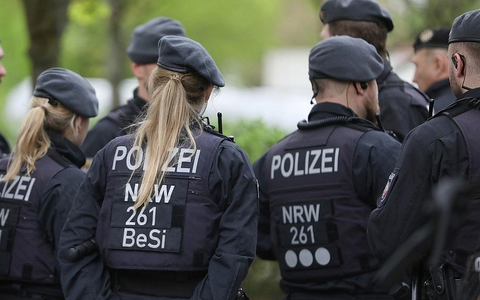 Polizisten (Archiv) - Foto: via dts Nachrichtenagentur