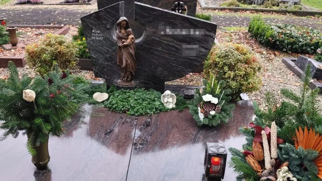 POL-HR: Folgemeldung: Einbruch in Friedhofskapelle und Beschädigung von Grabstätten - Bronzestatue entwendet - Bild: presseportal.de