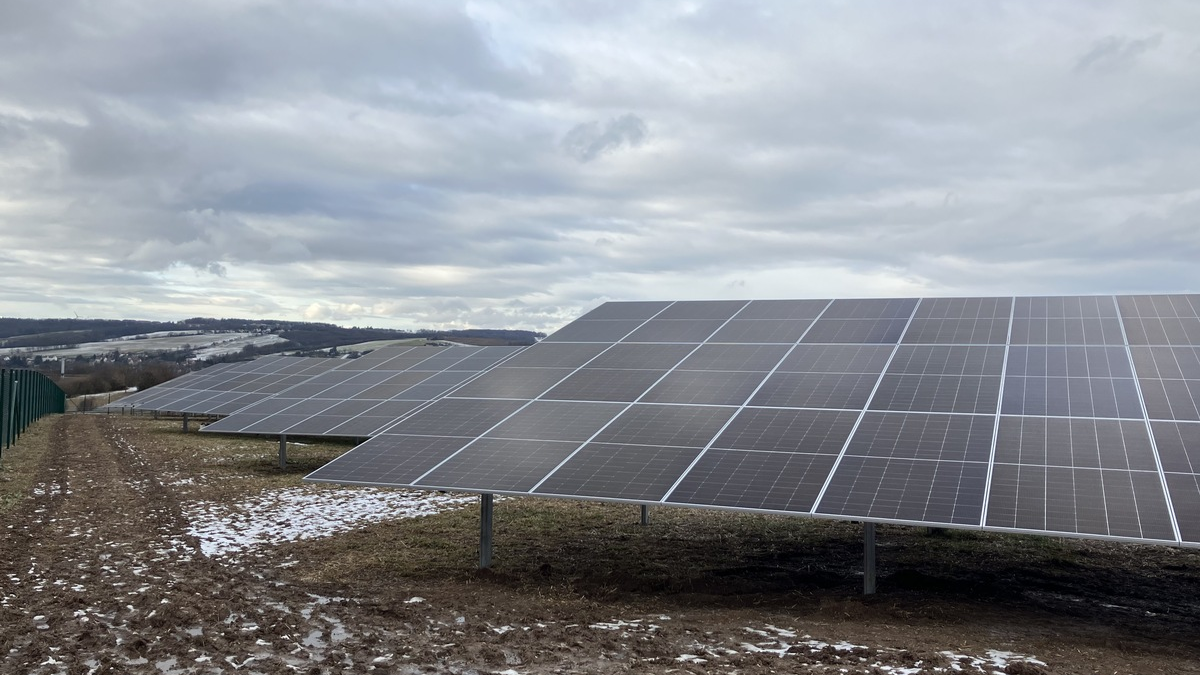 Großer Solarpark mit Speicher in Trebnitz bei Gera - Foto: presseportal.de