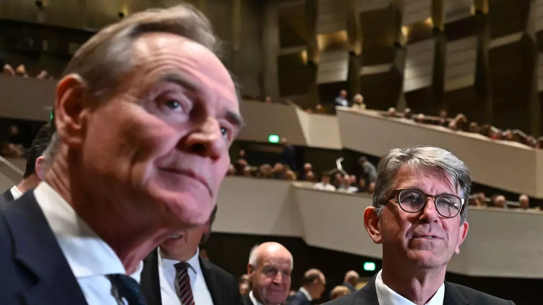 Auch der Leipziger Bürgermeister Burkhard Jung war aus Weimers Sicht nicht so freundlich wie sonst. - Bild: Hendrik Schmidt/dpa