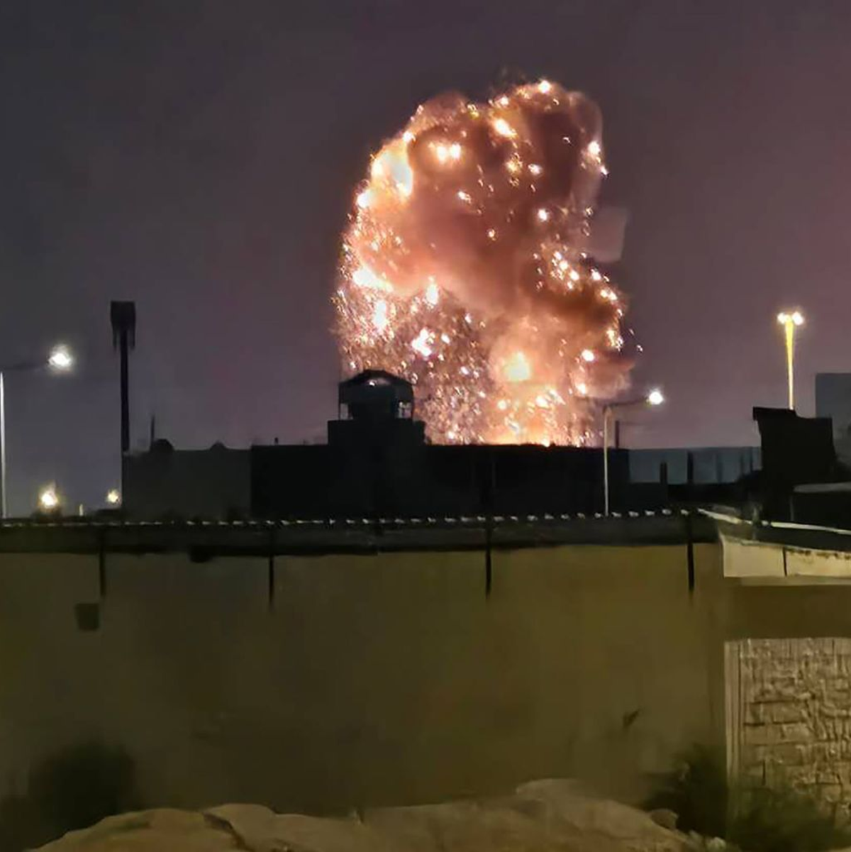 Der Iran greif die Golfländer an. - Foto: -/Xinhua/dpa