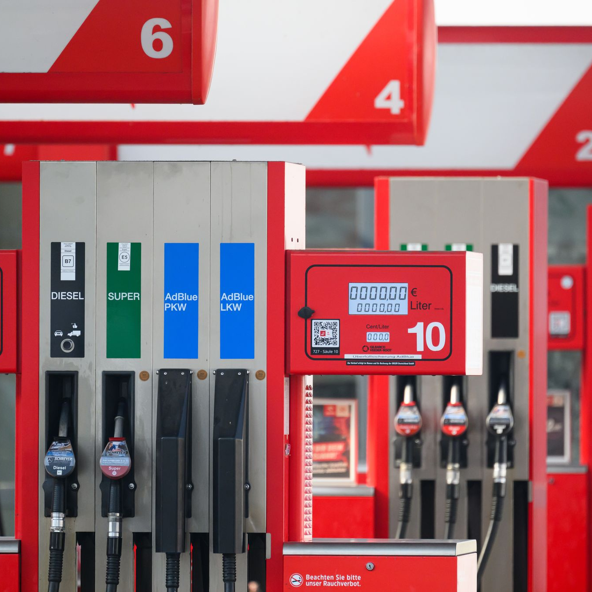 Was passiert, wenn die Spritpreise weiter steigen? - Foto: Robert Michael/dpa