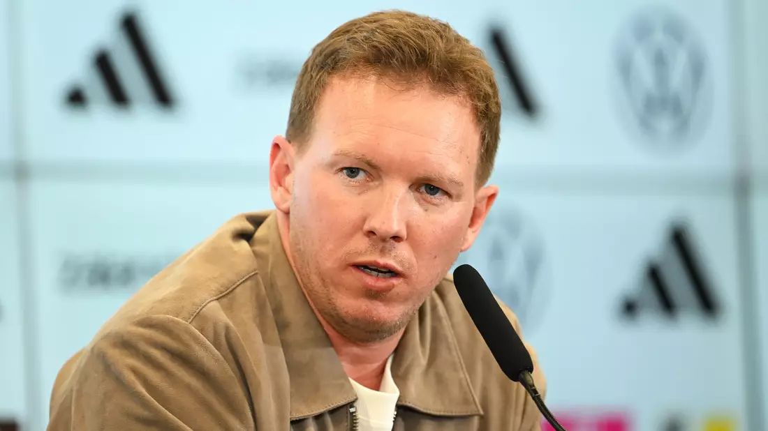 Julian Nagelsmann präsentiert seinen ersten Kader im WM-Jahr. - Bild: Florian Wiegand/dpa