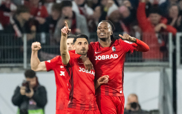 Vincenzo Grifo (M) ist nun Freiburgs Rekordtorschütze. - Foto: Silas Stein/dpa