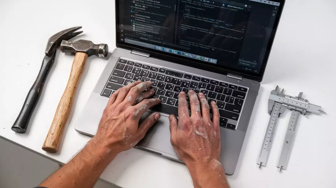 Handwerk setzt auf LinkedIn gegen Fachkräftemangel - Bild: über boerse-global.de