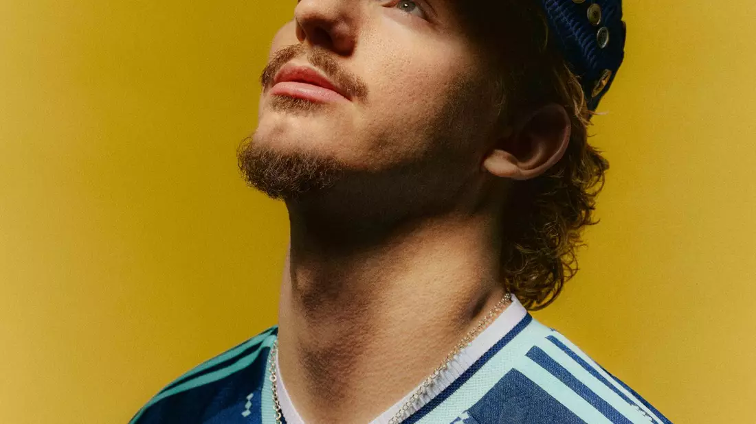 Mit neuer DFB-Mode: Nick Woltemade. - Bild: adidas/dpa