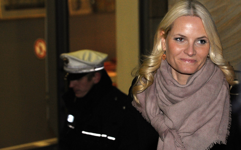Kronprinzessin Mette-Marit im Jahr 2012: Zu dieser Zeit hatte sie Kontakt zu Epstein.  - Foto: picture alliance / dpa